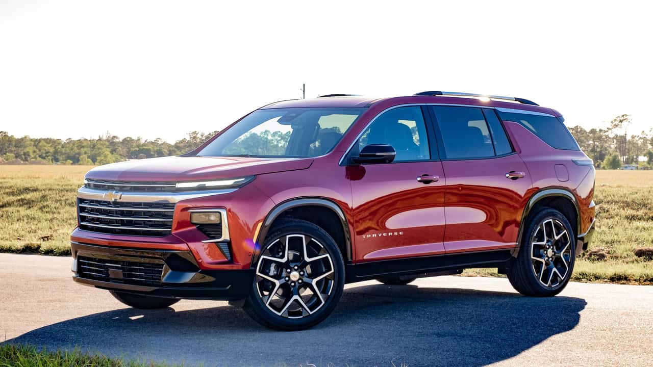 The 2025 Chevrolet Traverse Does Its Job Uninspiringly: Review