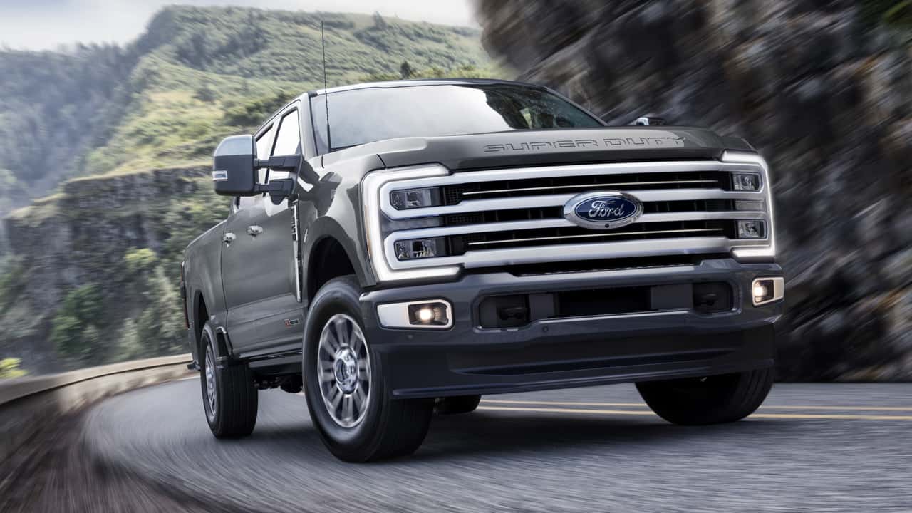 Ford Will Let You Text a Truck Expert If You Buy a $100,000 Super Duty