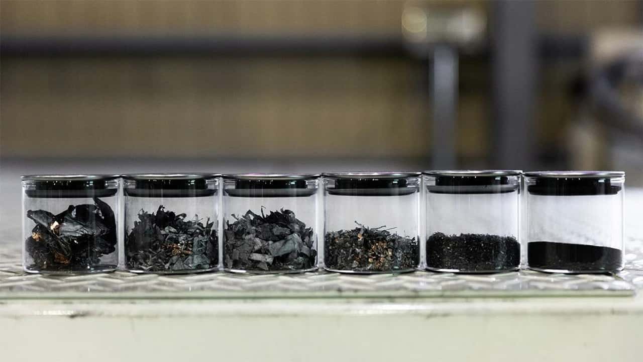 How Toyota reduces emissions from battery recycling