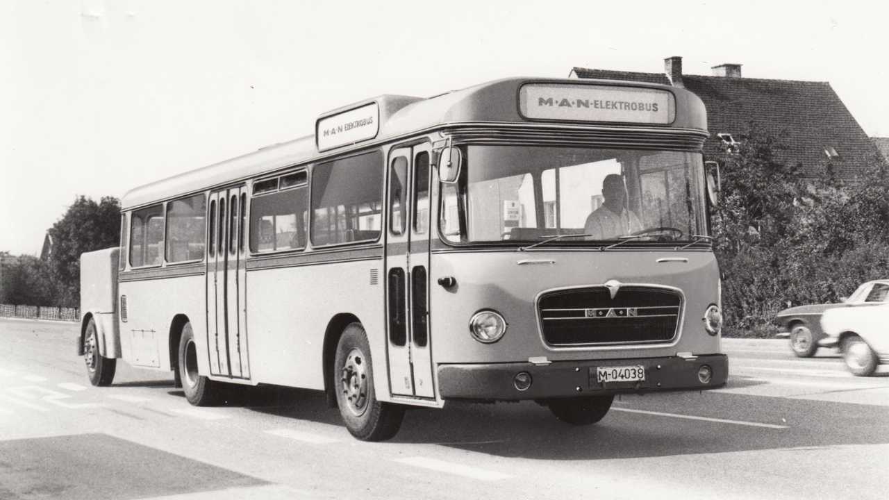 MAN Presented Its First Electric Bus Some 50 Years Ago (w/video)